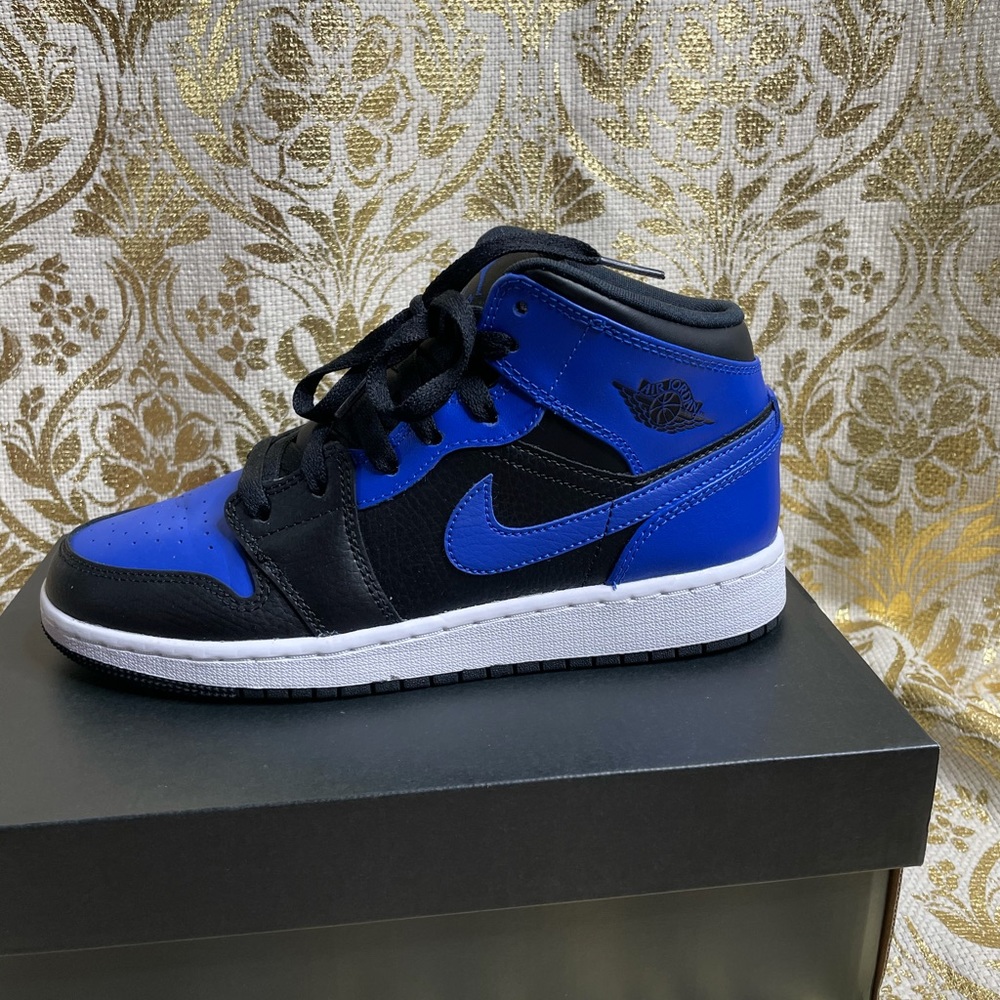 Air Jordan 1 Mid